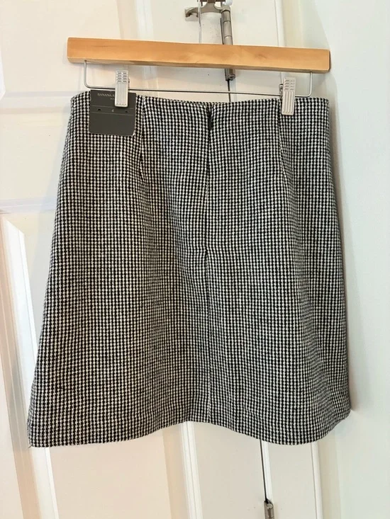 NEW! Banana Republic Black & White Houndstooth A-Line Skirt 4 - Picture 2 of 6